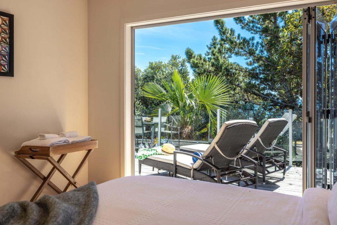 Tawa Cottage - Coast & Country Oneroa Экстерьер фото