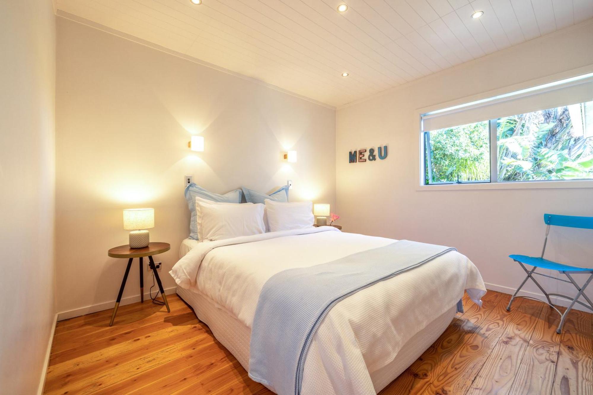 Tawa Cottage - Coast & Country Oneroa Экстерьер фото